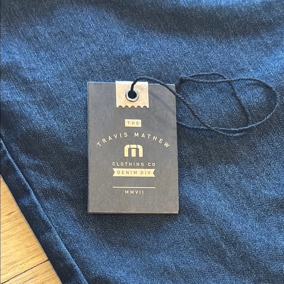 Travis Mathew Legacy Featherweight jeans, size 36 - Picture 8 of 13